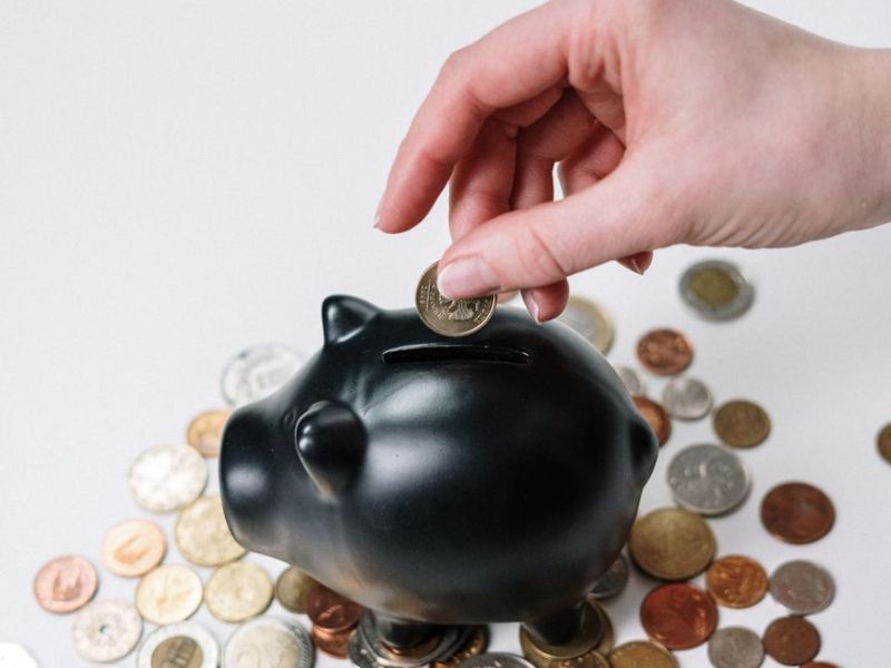 Minimalist Money Rules That Can Help You&nbsp;Save!